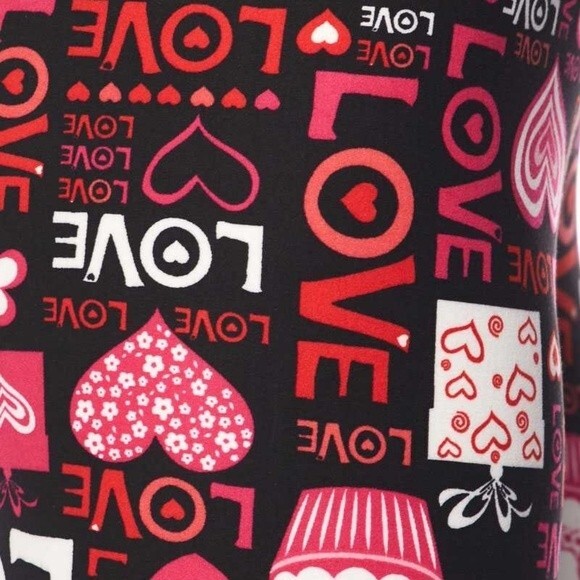 Plus Love Print Leggings - Picture 7 of 9